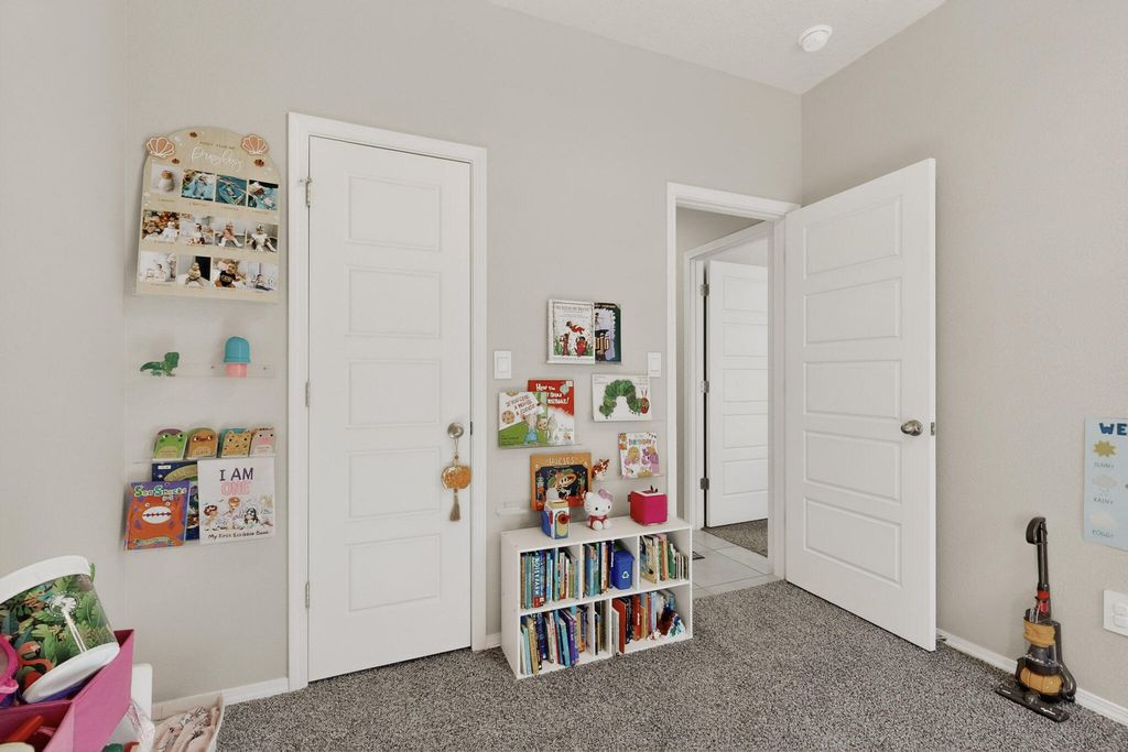 Image 32 of property listing at 10748 Caresso Loop SW, Albuquerque, NM 87121