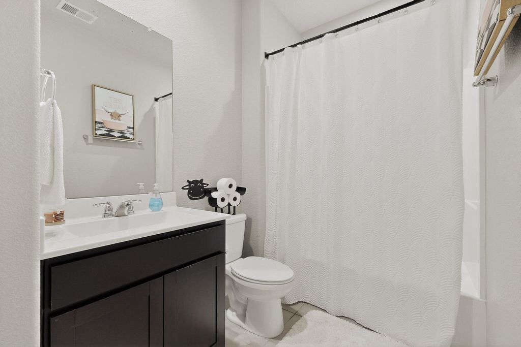 Image 33 of property listing at 10748 Caresso Loop SW, Albuquerque, NM 87121