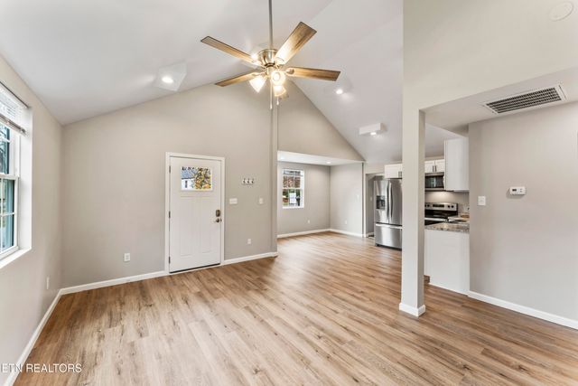 204 N Bellemeade Ave, Knoxville, TN 37919