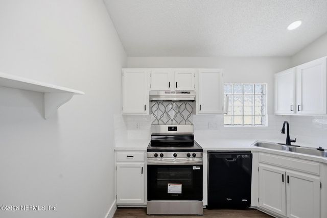 11479 MANDARIN GLEN Circle W, Jacksonville, FL 32223
