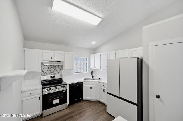 11479 MANDARIN GLEN Circle W, Jacksonville, FL 32223