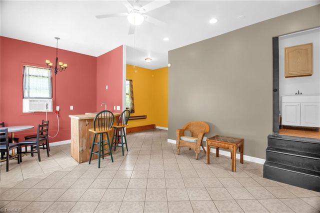 206 Westwood Drive, Kernersville, NC 27284