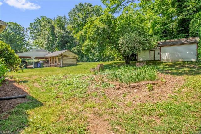 206 Westwood Drive, Kernersville, NC 27284