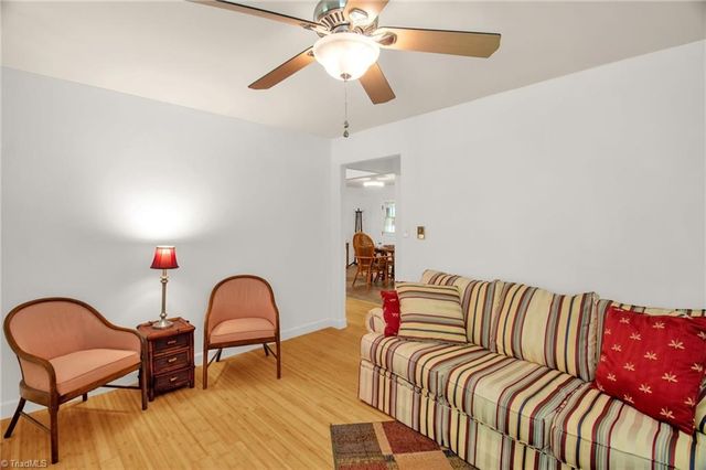 206 Westwood Drive, Kernersville, NC 27284