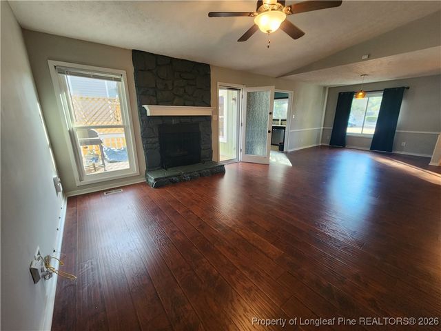 6831 CANDLEWOOD Drive, Fayetteville, NC 28314