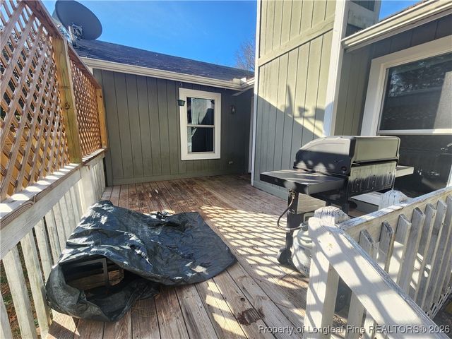 6831 CANDLEWOOD Drive, Fayetteville, NC 28314