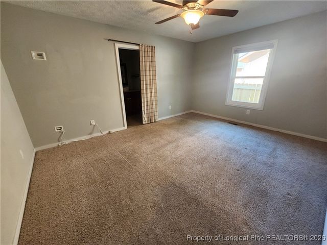 6831 CANDLEWOOD Drive, Fayetteville, NC 28314