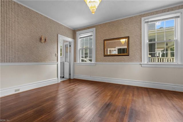 313 S Broad ST, Suffolk, VA 23434
