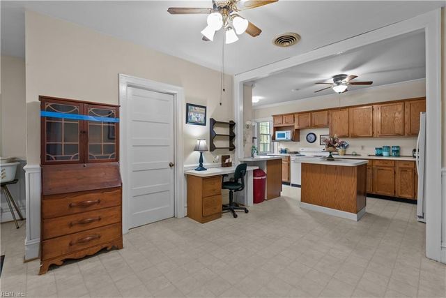 313 S Broad ST, Suffolk, VA 23434