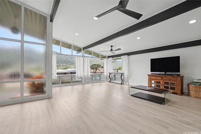 3362 Loulu Street, Honolulu, HI 96822