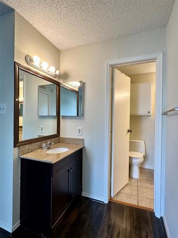 2750 Holly Hall Street 1215, Houston, TX 77054