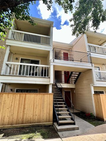 2750 Holly Hall Street 1215, Houston, TX 77054
