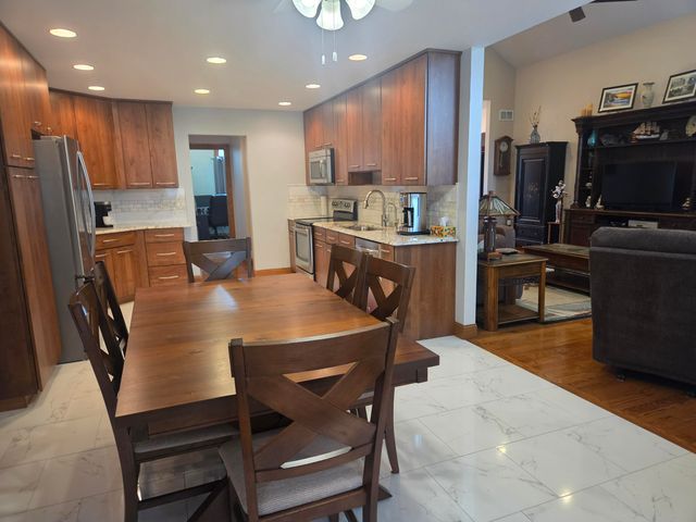 8971 Hibiscus Drive, St. John, IN 46373
