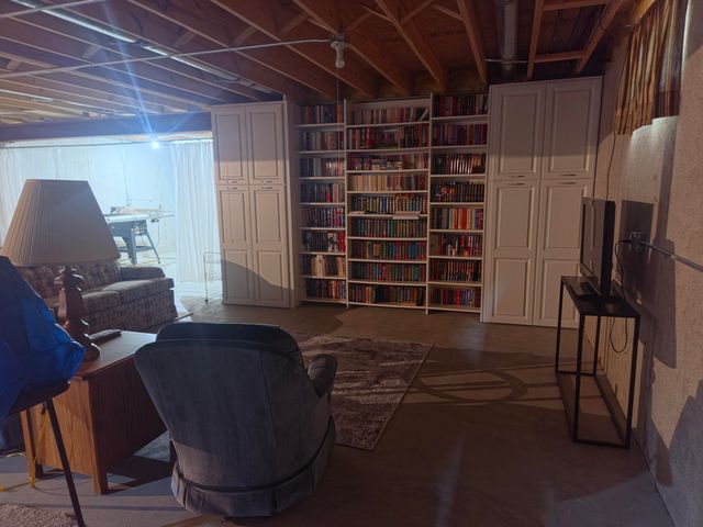 8971 Hibiscus Drive, St. John, IN 46373
