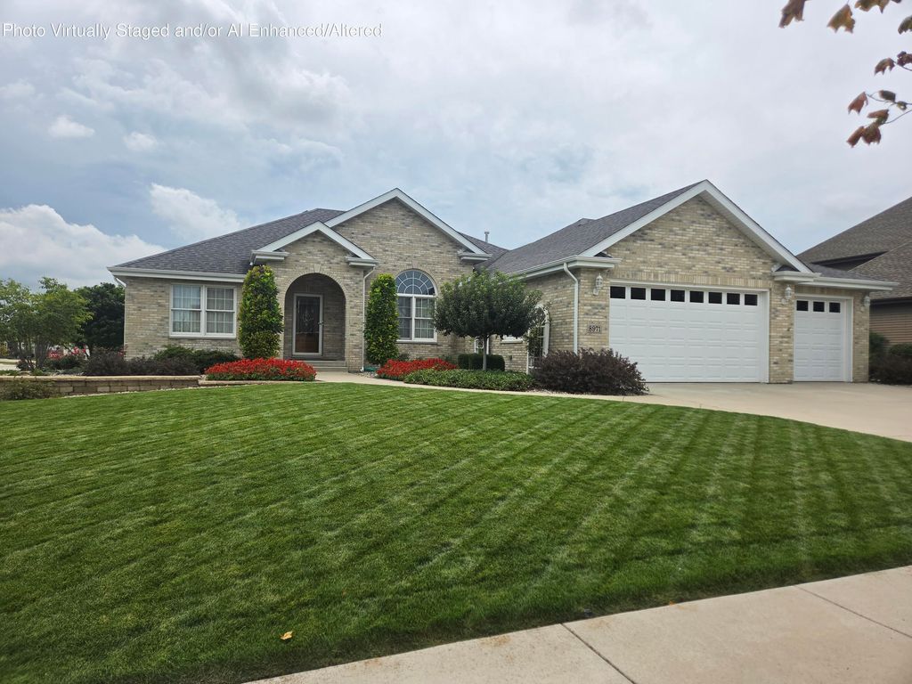 8971 Hibiscus Drive, St. John, IN 46373