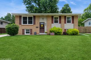 303 W 8th Place, Hobart, IN 46342