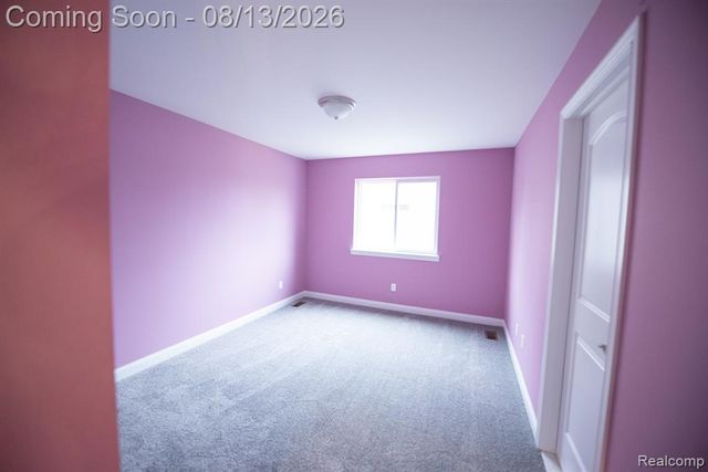 72 Arthur Drive, Troy, MI 48083