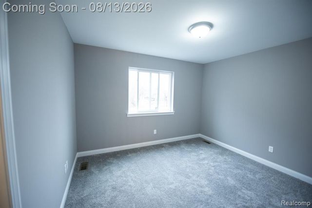 72 Arthur Drive, Troy, MI 48083