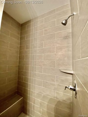 72 Arthur Drive, Troy, MI 48083