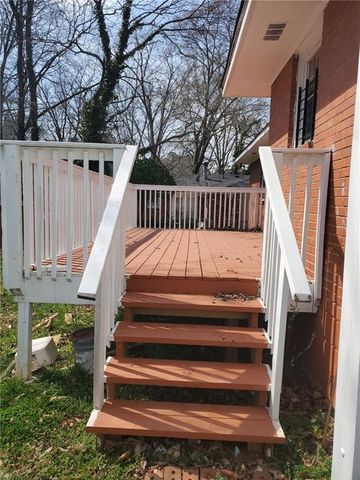 25 Bromack SE Drive, Atlanta, GA 30315