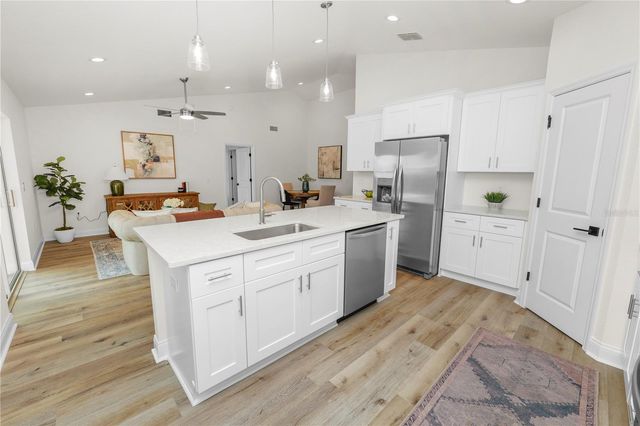 790 EAGLE AVENUE E, Eagle Lake, FL 33839