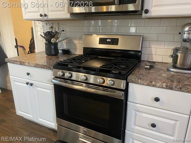 405 N Kiesel Street, Bay City, MI 48706
