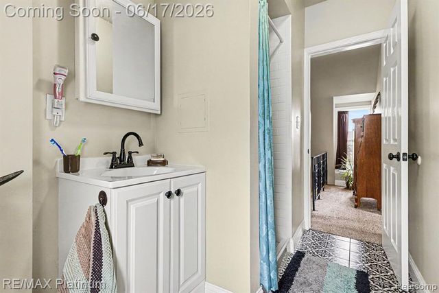 405 N Kiesel Street, Bay City, MI 48706