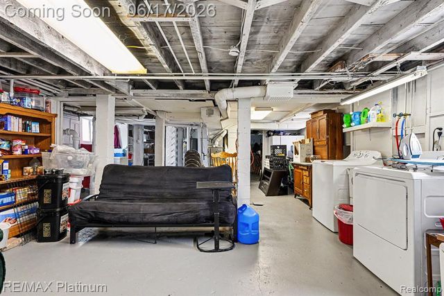 405 N Kiesel Street, Bay City, MI 48706