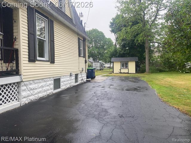 405 N Kiesel Street, Bay City, MI 48706