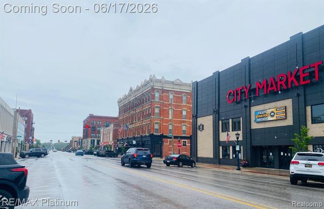 405 N Kiesel Street, Bay City, MI 48706