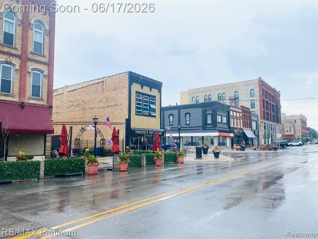 405 N Kiesel Street, Bay City, MI 48706