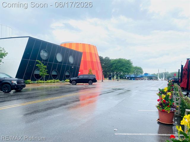 405 N Kiesel Street, Bay City, MI 48706