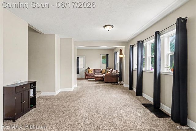 405 N Kiesel Street, Bay City, MI 48706