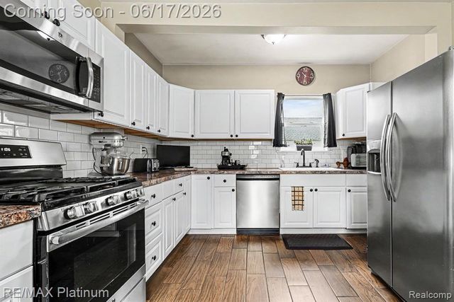 405 N Kiesel Street, Bay City, MI 48706