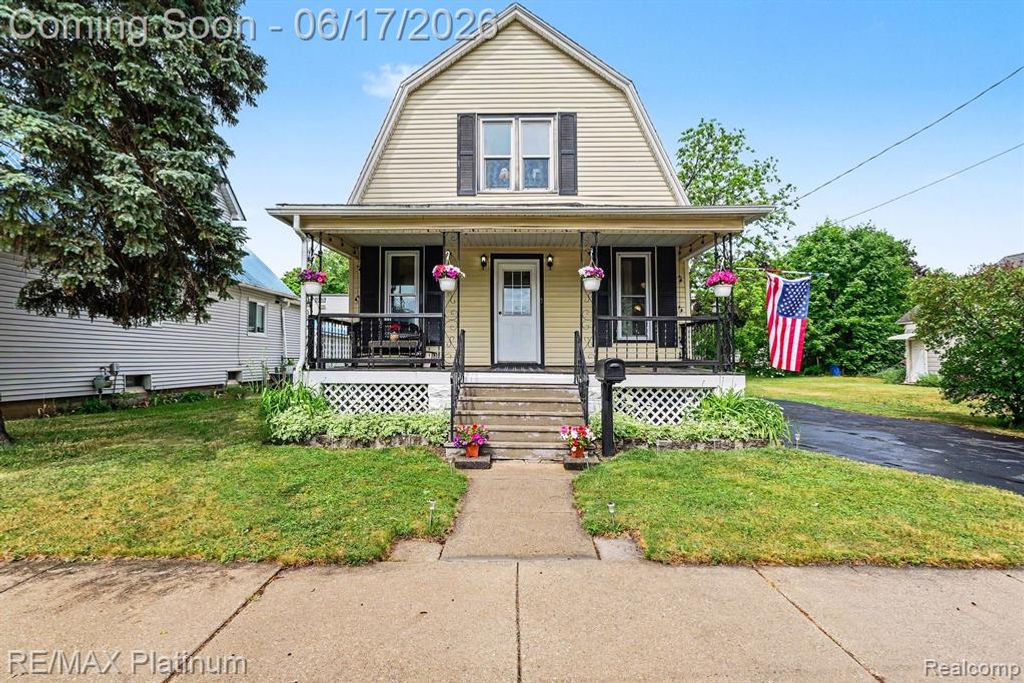 405 N Kiesel Street, Bay City, MI 48706