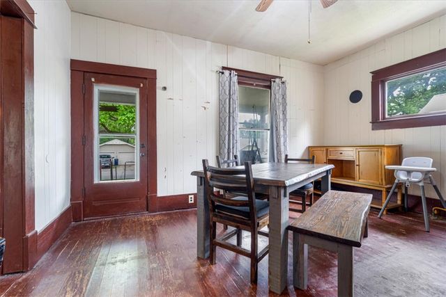 407 S Britt Street, Siloam Springs, AR 72761