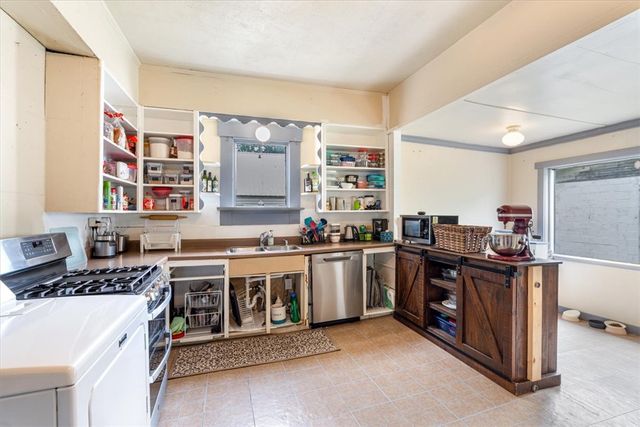 407 S Britt Street, Siloam Springs, AR 72761