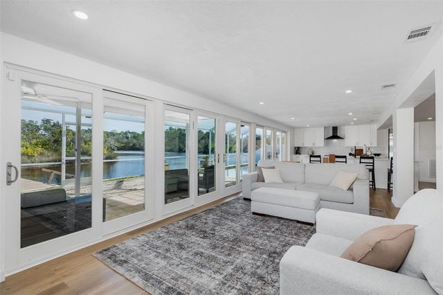 1166 CHANCELLOR DRIVE, Holiday, FL 34690