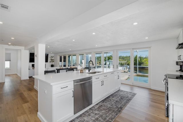 1166 CHANCELLOR DRIVE, Holiday, FL 34690