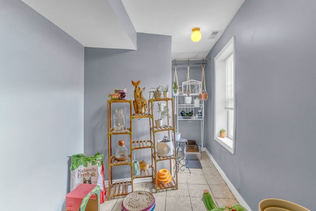 2243 S Sawyer Avenue, Chicago, IL 60623