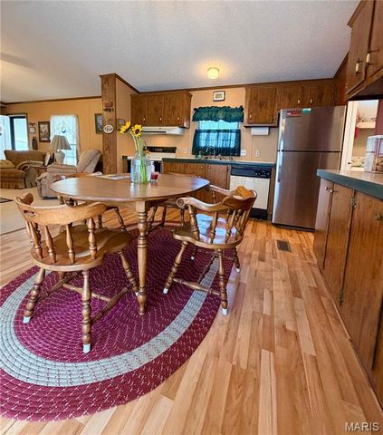 44800 Mark Twain Lake Estates, Perry, MO 63462