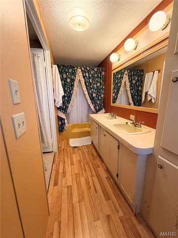 44800 Mark Twain Lake Estates, Perry, MO 63462