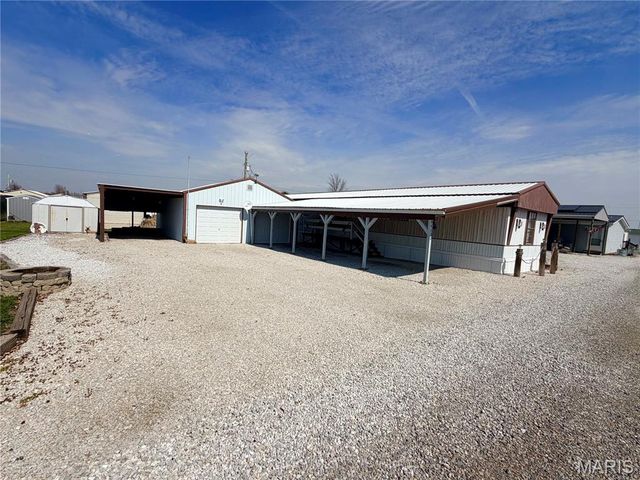 44800 Mark Twain Lake Estates, Perry, MO 63462