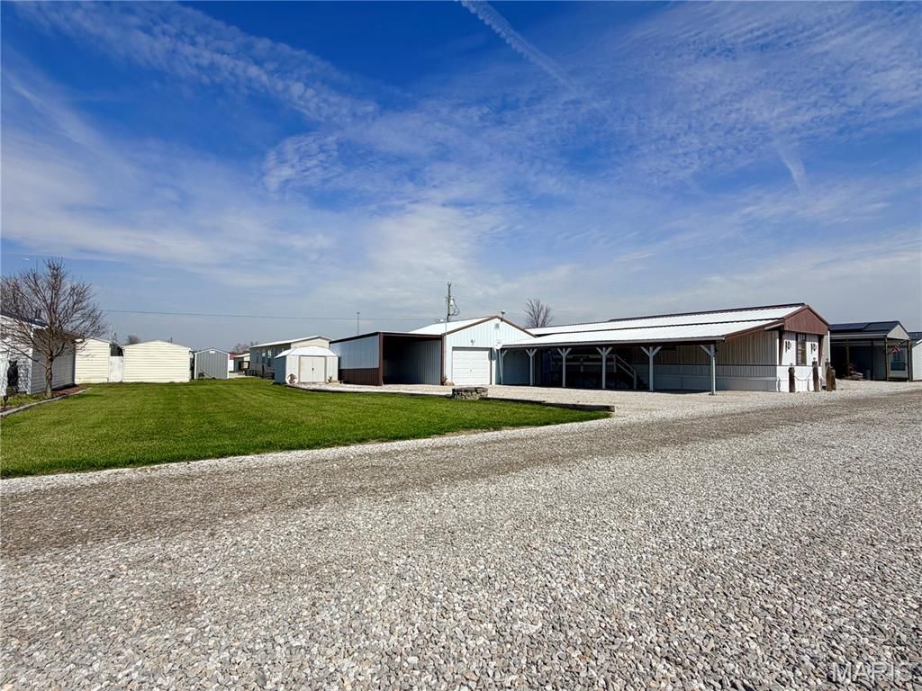 44800 Mark Twain Lake Estates, Perry, MO 63462