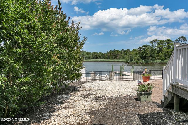 52 Kettle Creek Drive, Brick, NJ 08723