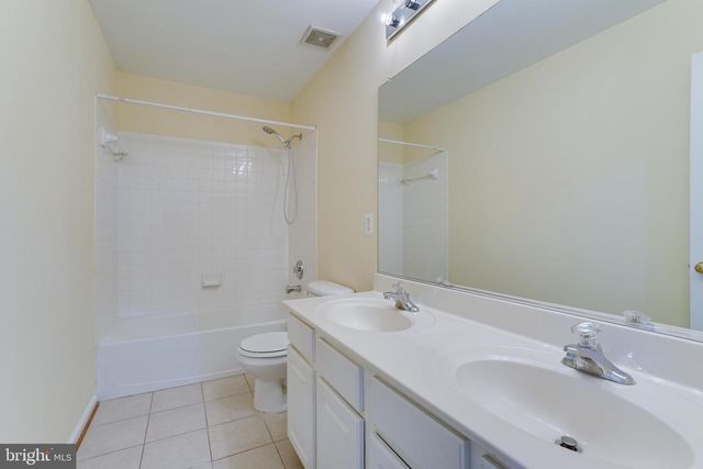 16742 SWEENEY LN, Woodbridge, VA 22191