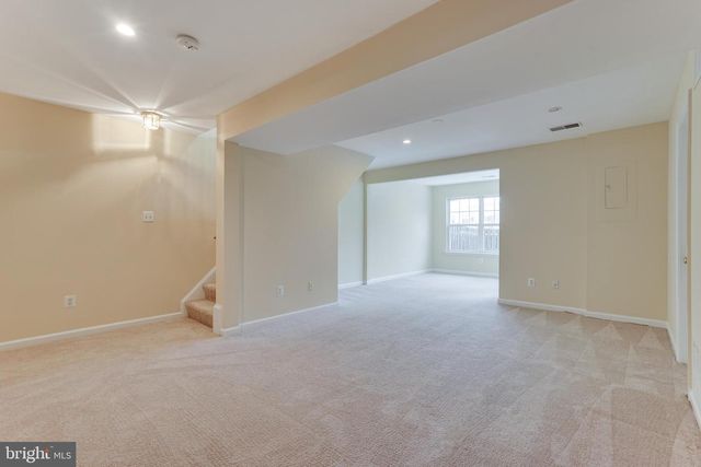 16742 SWEENEY LN, Woodbridge, VA 22191