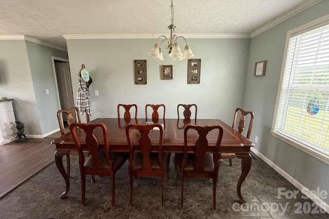 308 Laurel Ridge Drive, Lincolnton, NC 28092