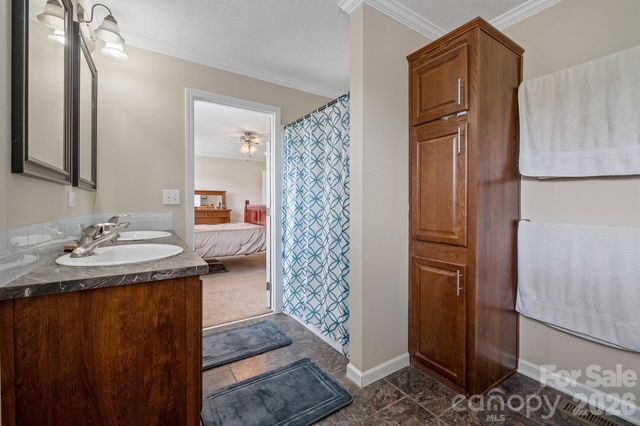308 Laurel Ridge Drive, Lincolnton, NC 28092