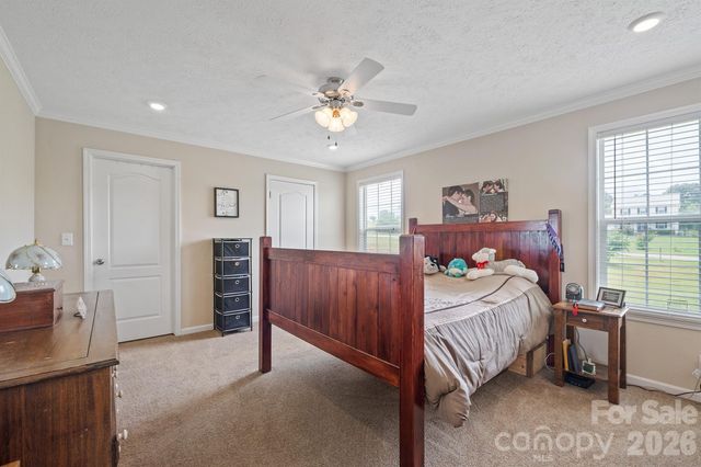 308 Laurel Ridge Drive, Lincolnton, NC 28092